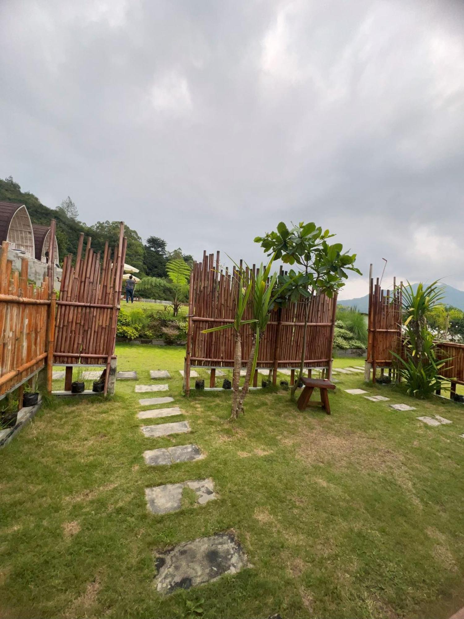 Samuh Camp Kintamani Hotel Værelse billede